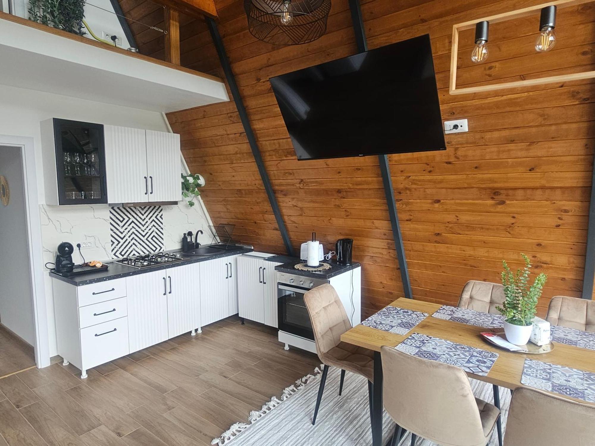 Ambiance Aframe Campulung Moldovenesc