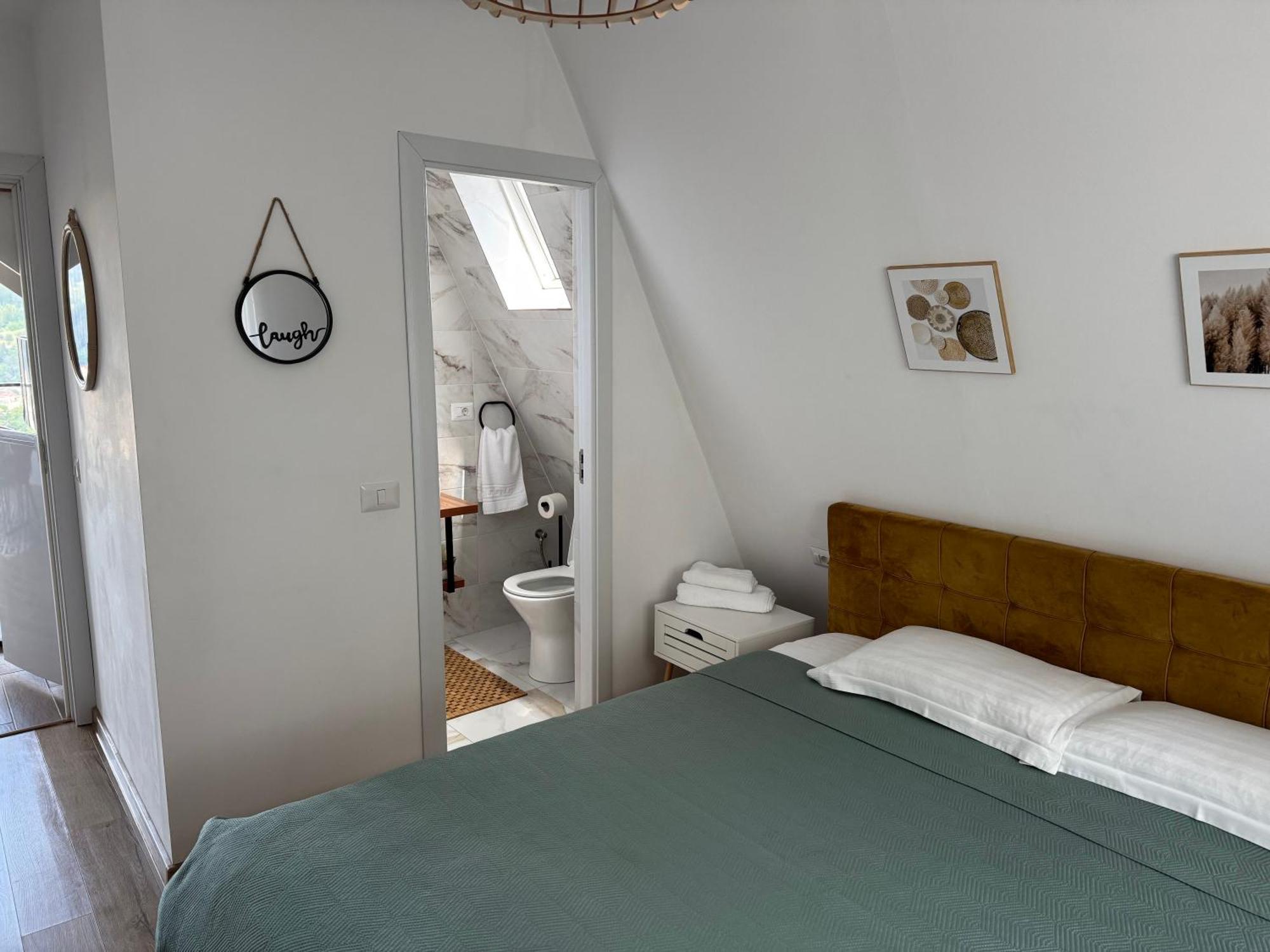 Ambiance Aframe Chalet Campulung Moldovenesc